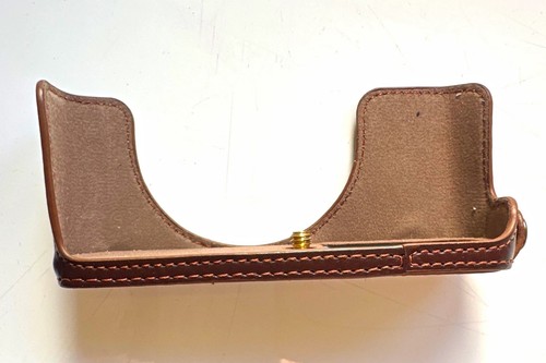Camera half case base - base, cover
